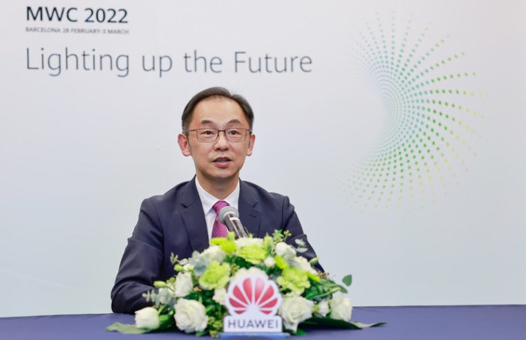 Mais da metade do PIB global será digitalizado em 2022, diz executivo da Huawei na abertura do MWC