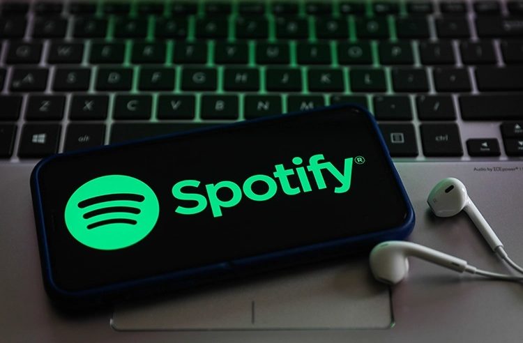 Spotify Anuncia Demissão de 17% de seus Funcionários em Esforço de Redução de Custos