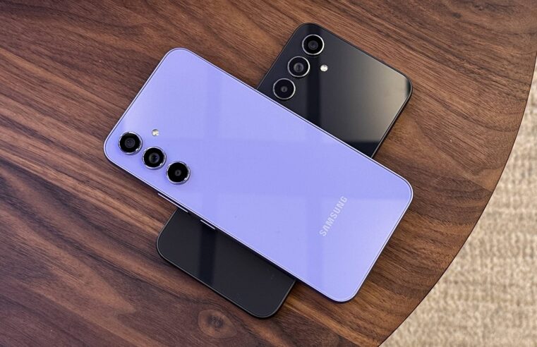 Samsung Galaxy A54 5G com 28% de desconto na Amazon: um smartphone moderno e acessível