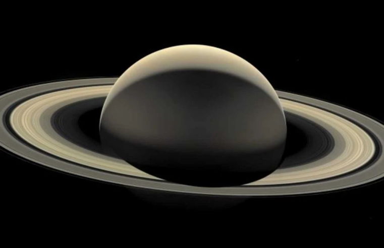 James Webb Revela Imagens Espetaculares de Saturno que Tirarão seu Fôlego