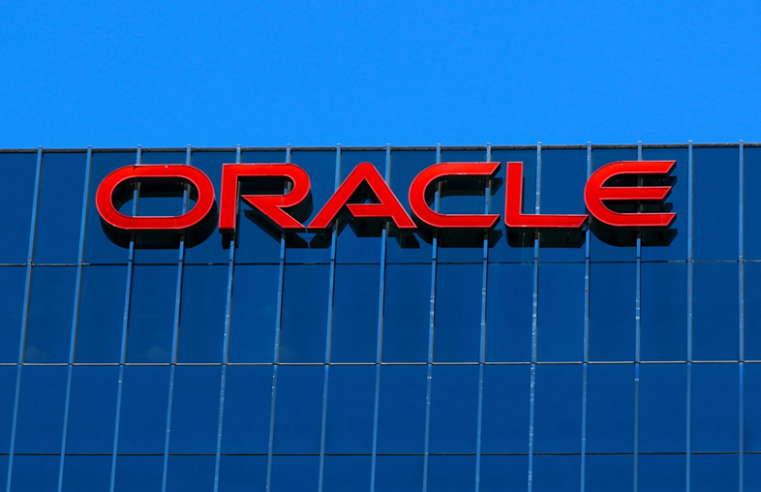 Oracle é reconhecida como líder no Quadrante™ Mágico® do Gartner de 2024 para serviços estratégicos de plataforma de nuvem e infraestrutura híbrida distribuída