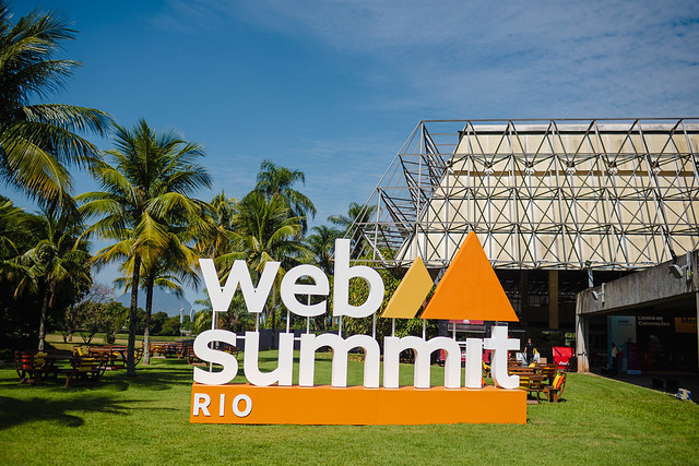 9 instituições e empresas para conhecer no Web Summit Rio 2024