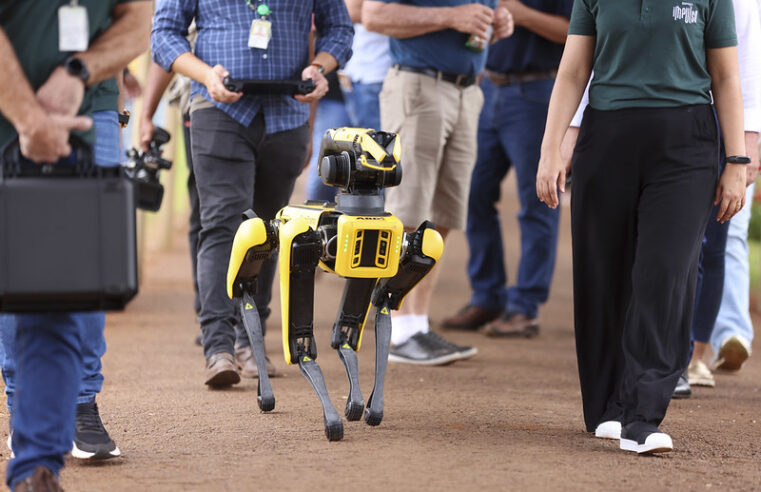 Parque Tecnológico Itaipu e Boston Dynamics trazem para o IoT Solutions Congress Brasil um cão-robô com conectividade 5G