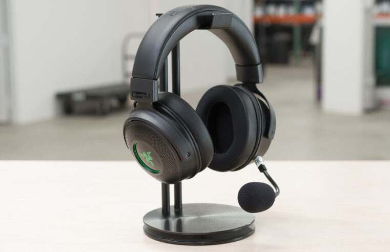 Razer lança BlackShark V3 Pro, o headset sem fio mais rápido do mundo para eSports