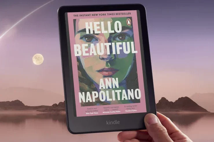 Kindle Colorido da Amazon entra em promoção: tela avançada e carregamento sem fio