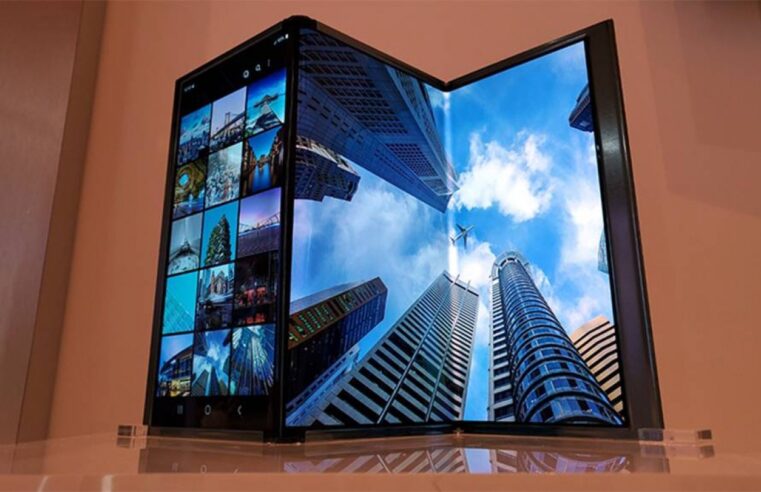Galaxy tri-fold da Samsung deve ser lançado esta semana