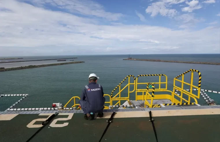 Crise trabalhista ameaça produção: Petrobras enfrenta greve nacional iminente devido a impasse no plano de previdência e ACT