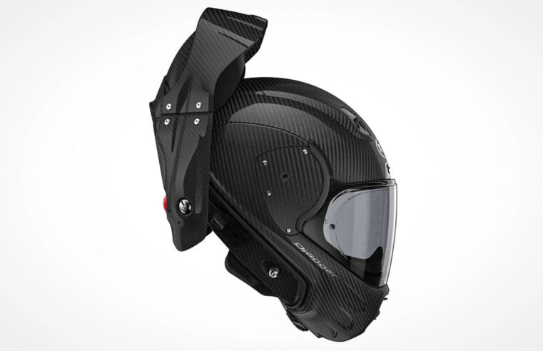 Capacete futurista com abertura traseira articulada promete eliminar a jugular; conheça o Roof DJagger