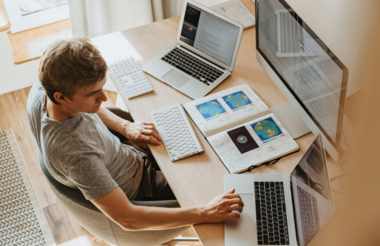 Nubank, Santander e Boticário abrem vagas estratégicas com benefícios de luxo e trabalho remoto em 2026