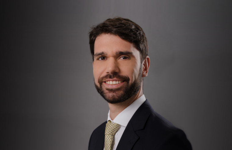 Dificuldades com IA e cibersegurança são principais riscos para telecom neste ano, diz estudo da EY