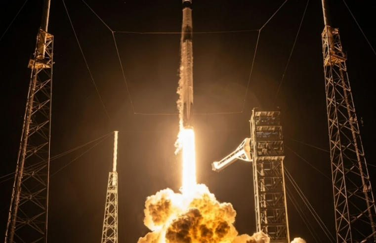 Foguete da SpaceX vai colidir com a Lua: impacto pode ser visto da Terra e intriga cientistas