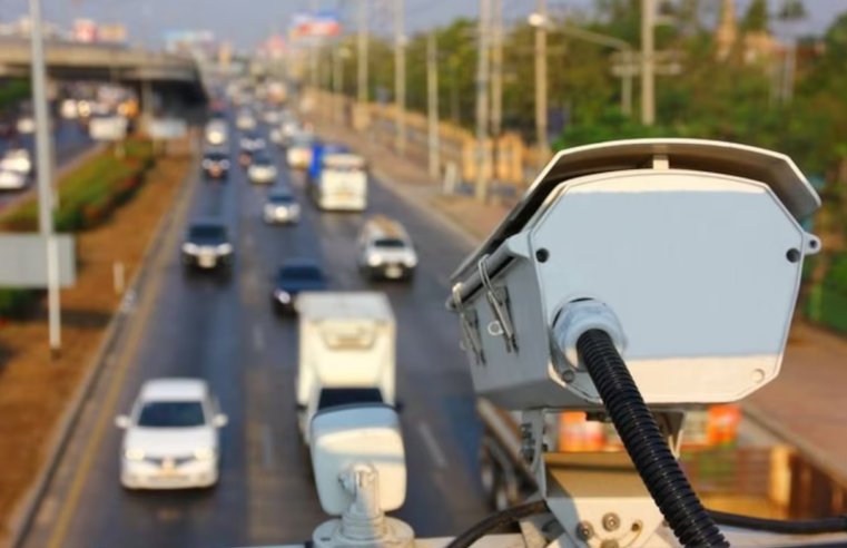 Câmeras com IA já flagraram mais de 17 mil infrações em rodovias; tecnologia reforça segurança no trânsito